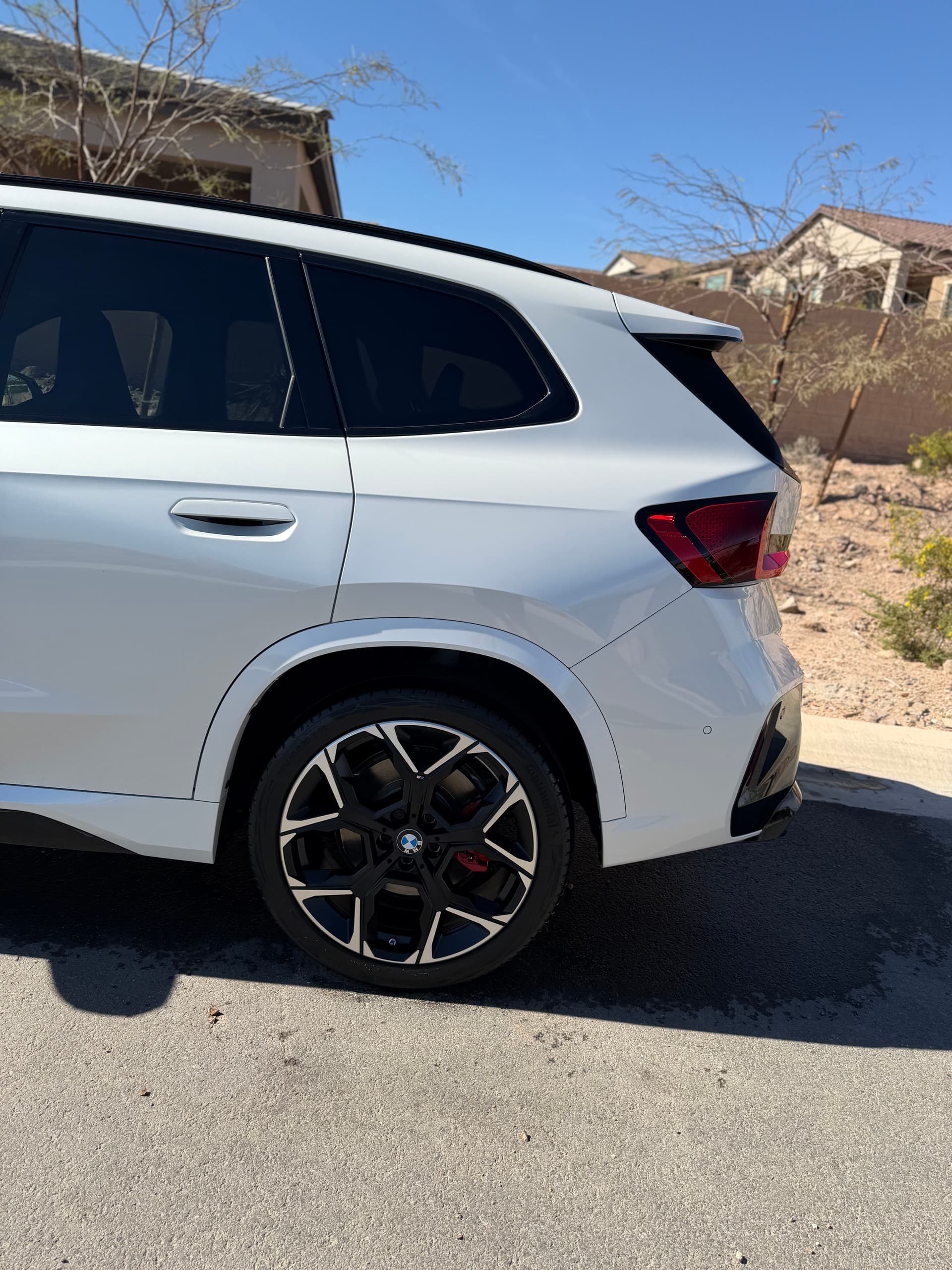 Gallery photos for BMW X1 Clay Treatment and Sealant for Summer Protection: Image #4