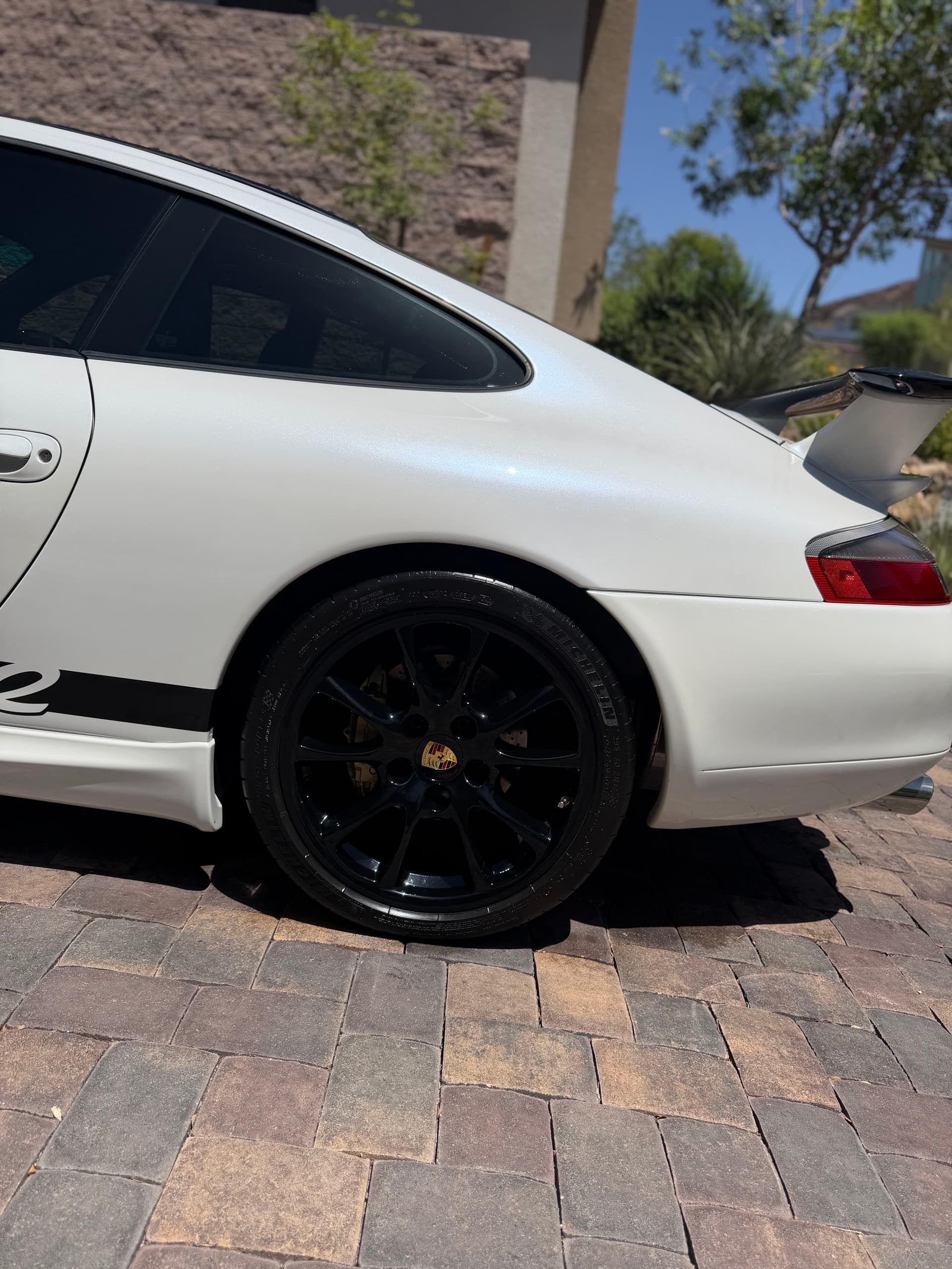 Gallery photos for Porsche 911 Detailed and Show-Ready for Sunday: Image #4