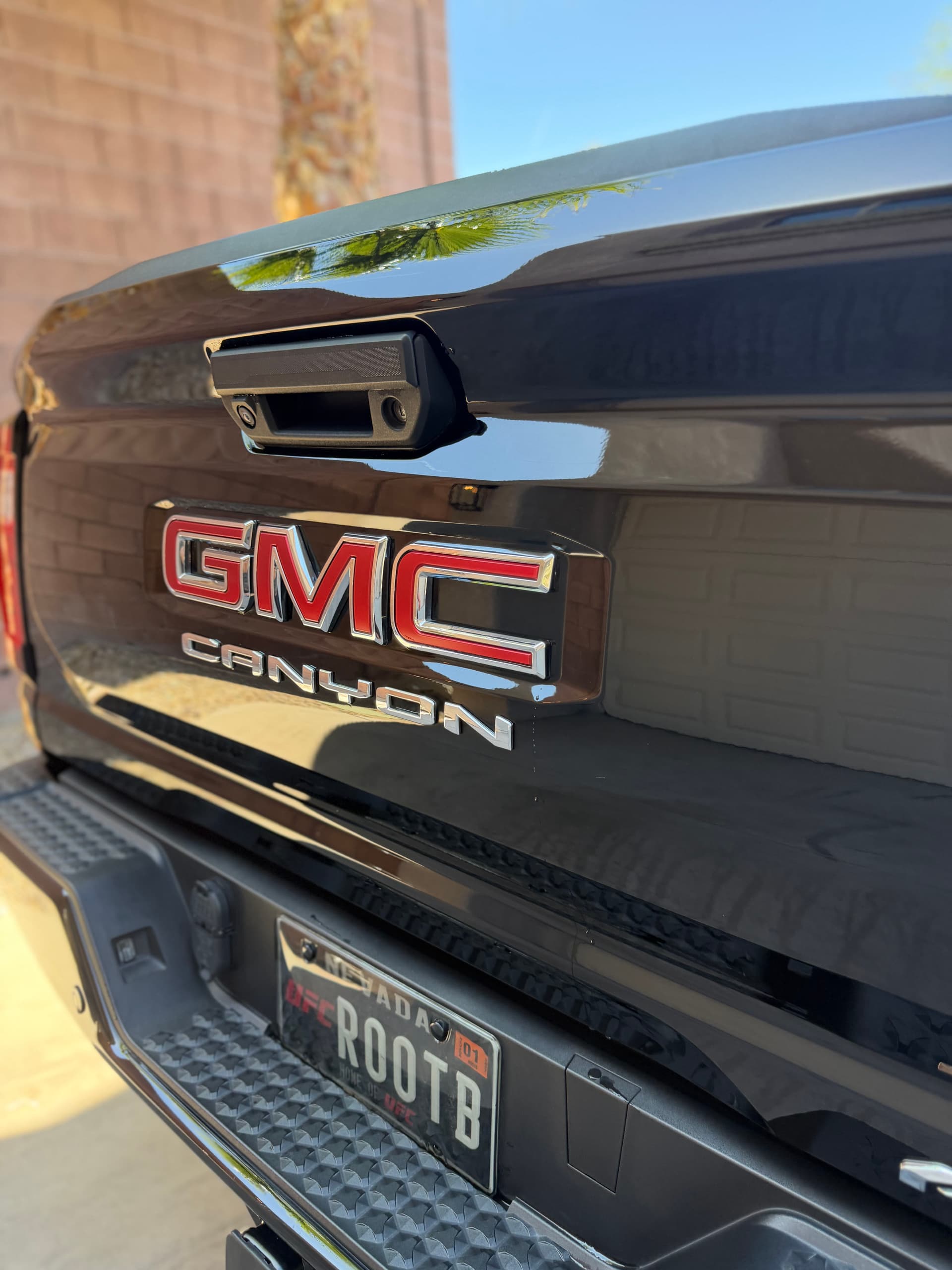 Gallery photos for Full Detail on a Brand New GMC Canyon AT4X: Image #4