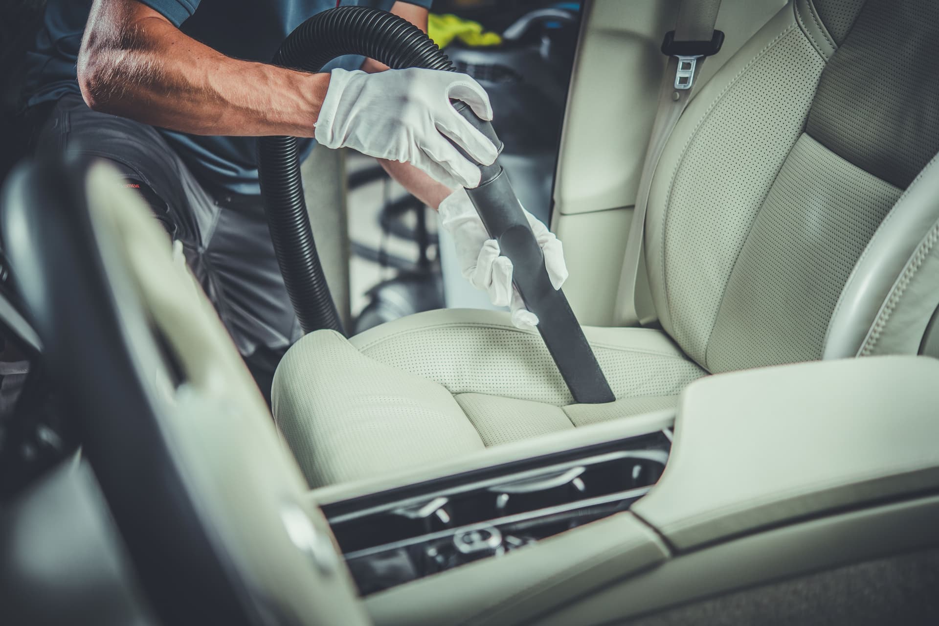 Blog post Maximize Your Car's Shine Car Detailing Near Me image