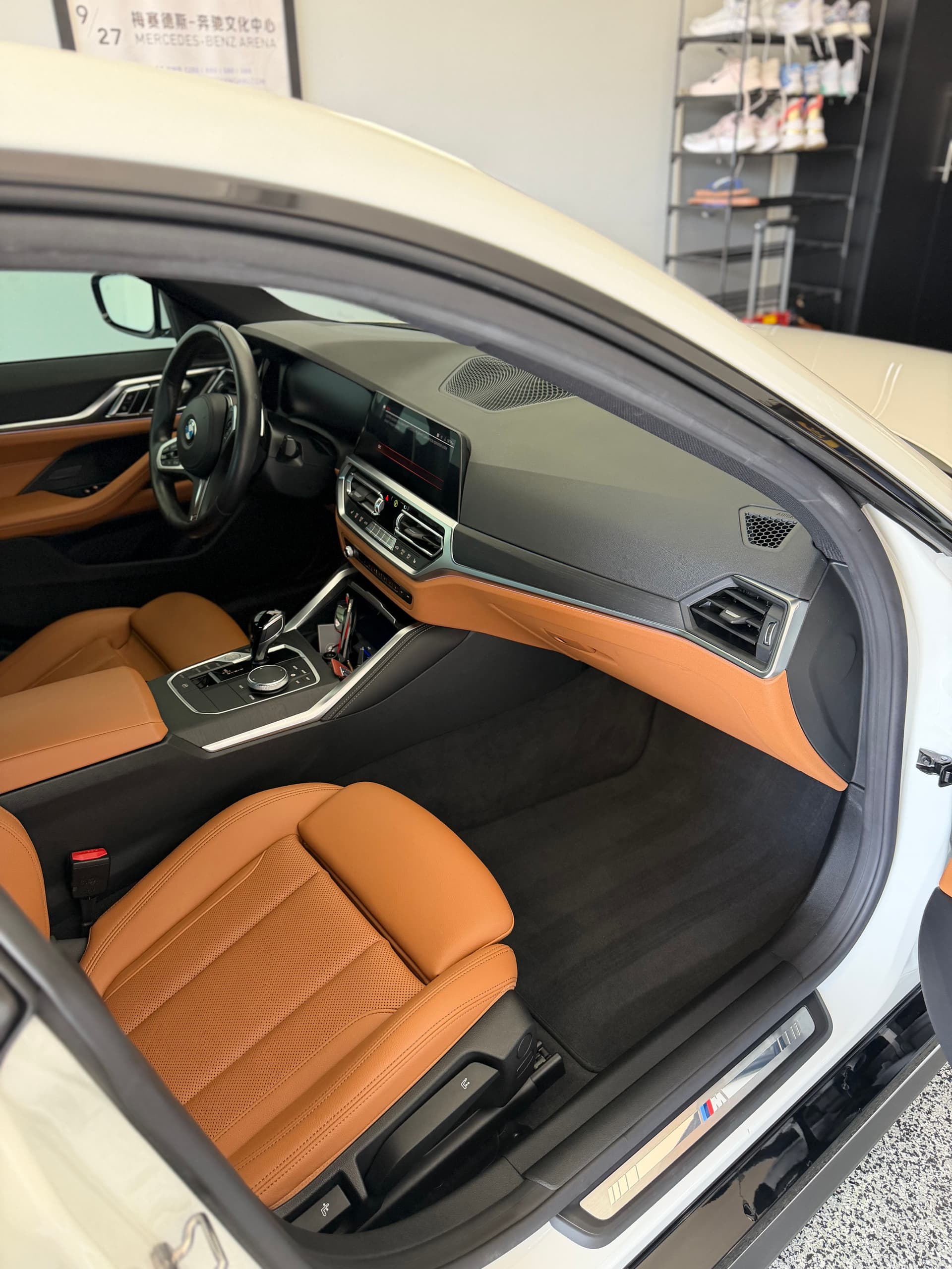 Gallery photos for BMW Maintenance Detail That Keeps the Gloss Going: Image #3