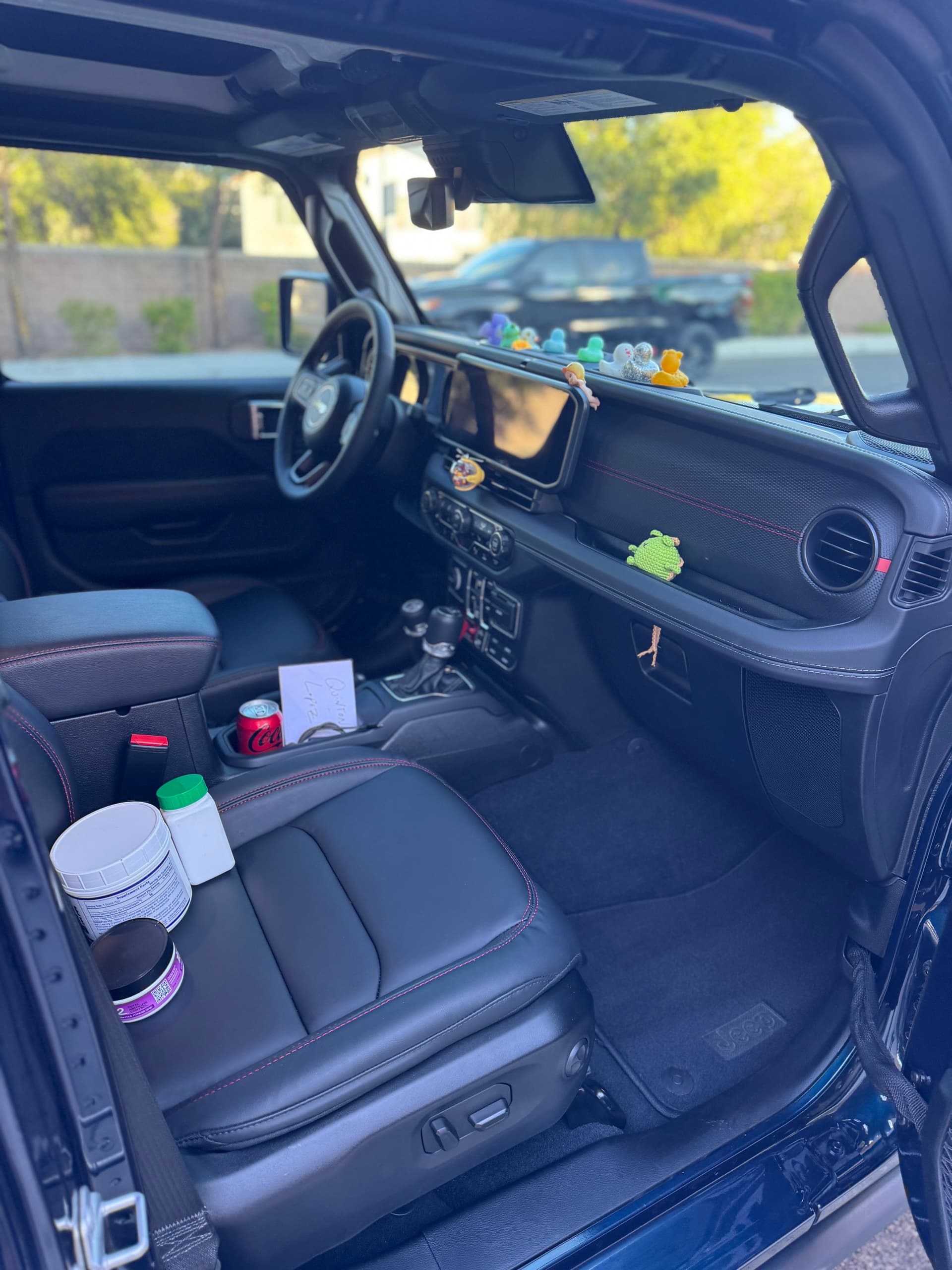 Gallery photos for Jeep Gladiator Rubicon Paint Decontamination and Sealant Done Right: Image #5