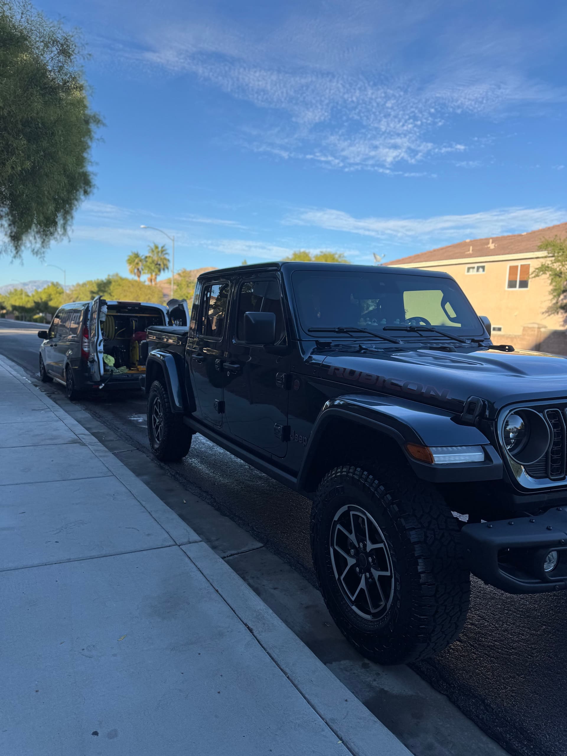 Gallery photos for Jeep Gladiator Rubicon Paint Decontamination and Sealant Done Right: Image #3