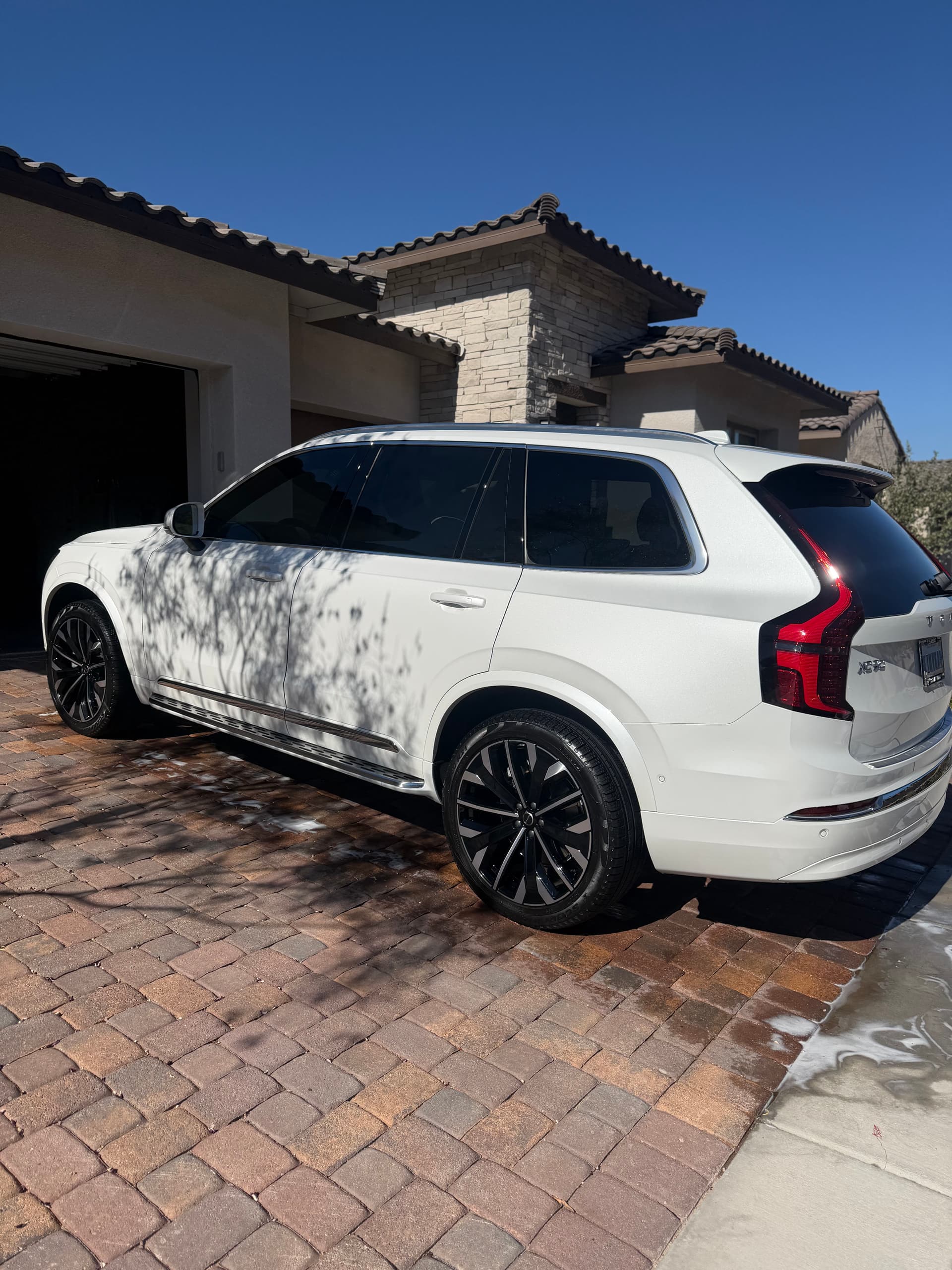 Gallery photos for New Volvo Detail Done the Way the Dealership Should Have: Image #4