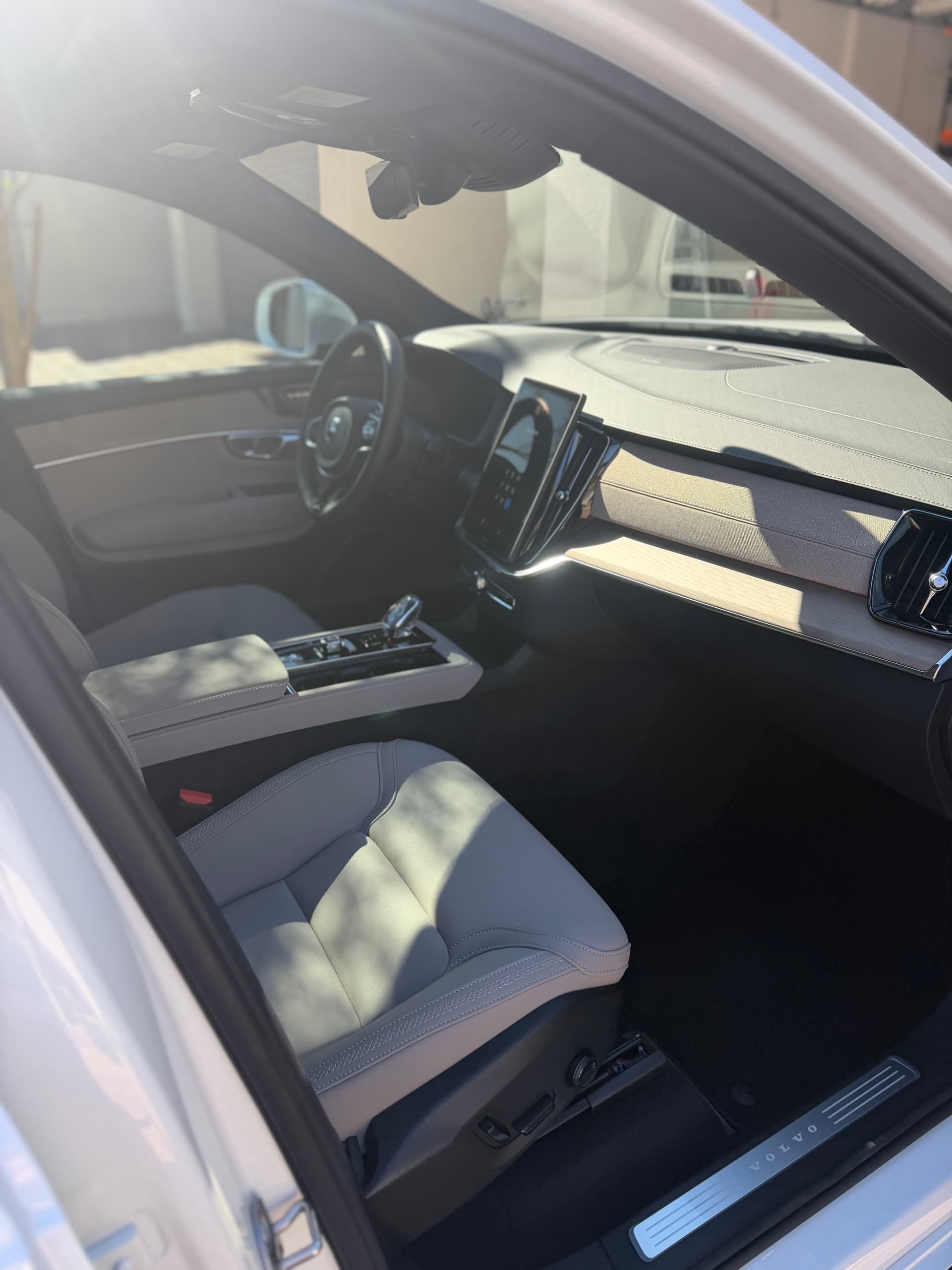 Gallery photos for New Volvo Detail Done the Way the Dealership Should Have: Image #5