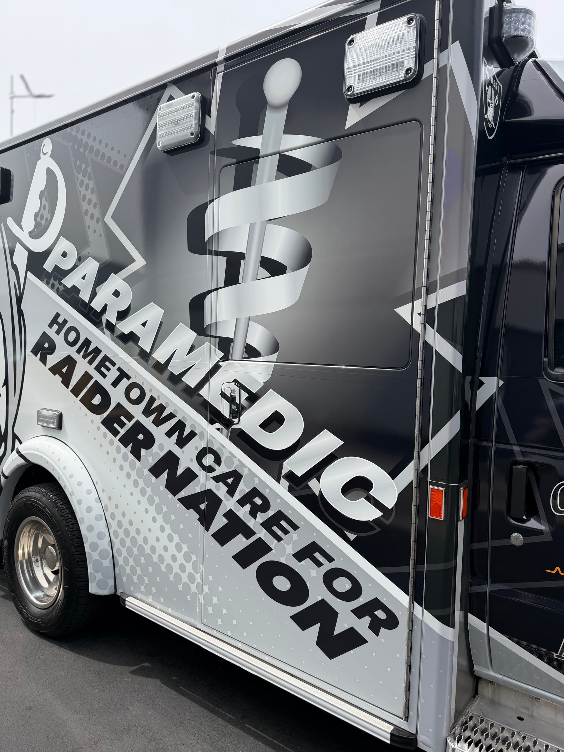 Gallery photos for Raiders Community Ambulance Gets a Full Detail Before Game Day: Image #1