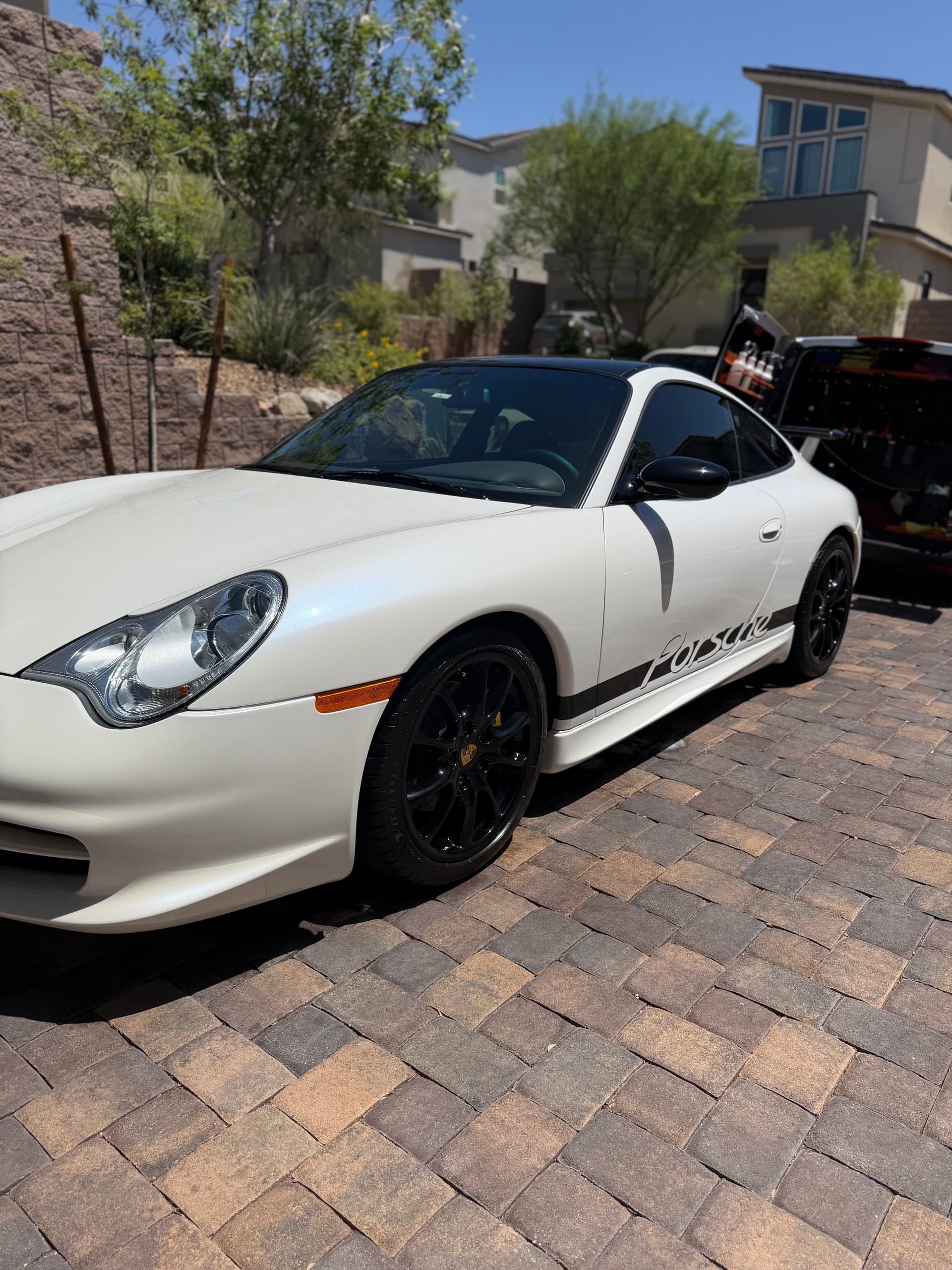 Gallery photos for Porsche 911 Detailed and Show-Ready for Sunday: Image #1