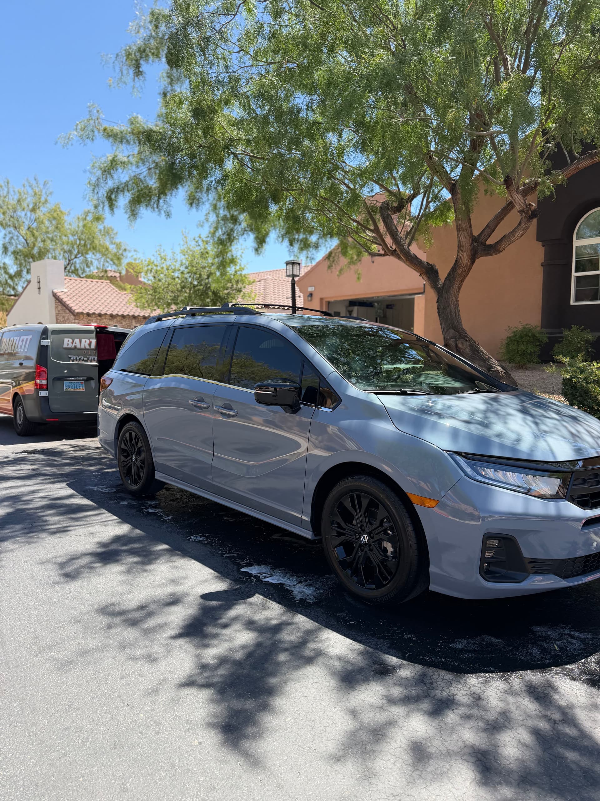 Gallery photos for Honda Odyssey Full Detail Done Right in Bartlett: Image #3