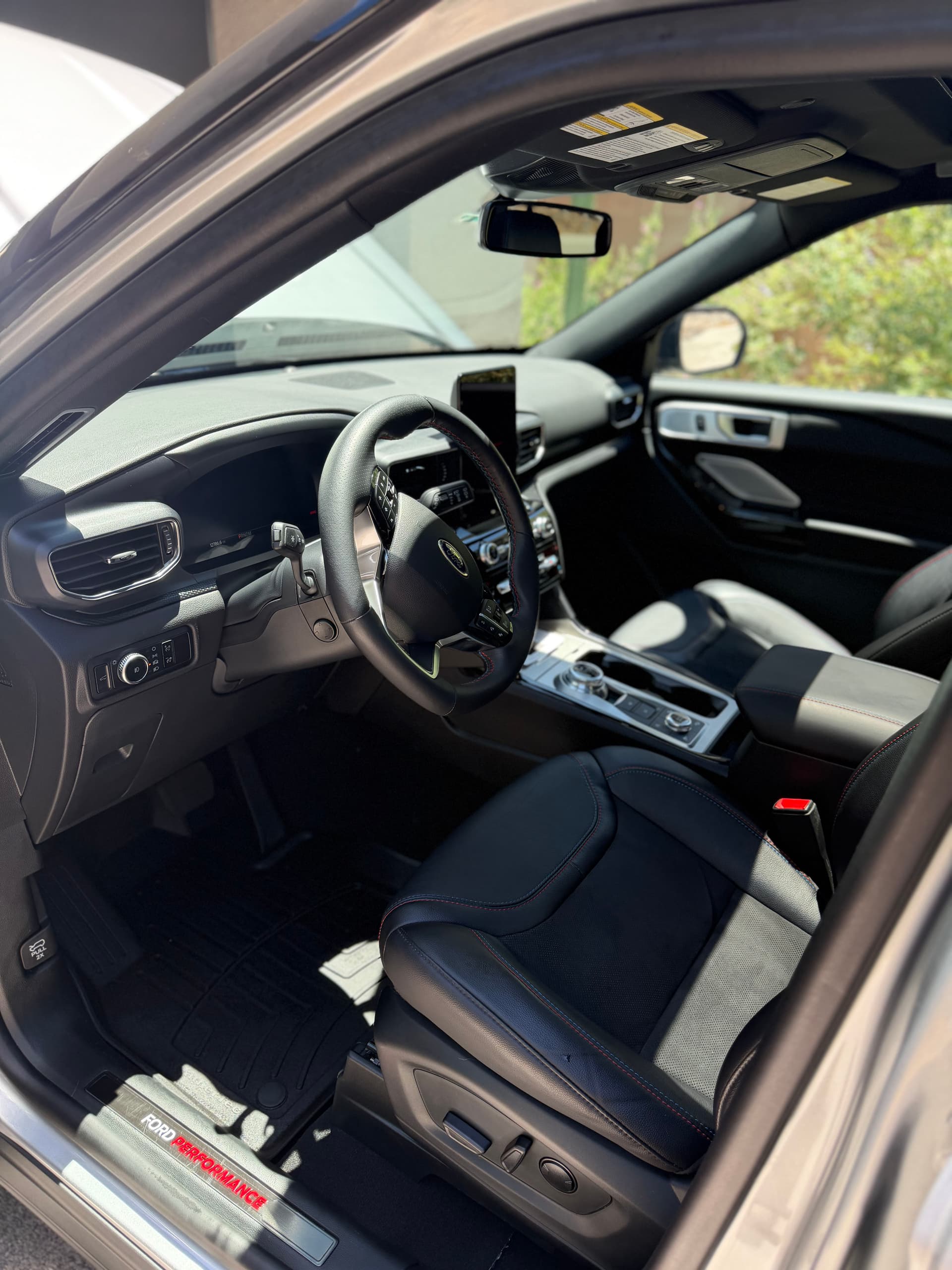 Gallery photos for Full Detail on a Ford Explorer ST for a New Las Vegas Resident: Image #6