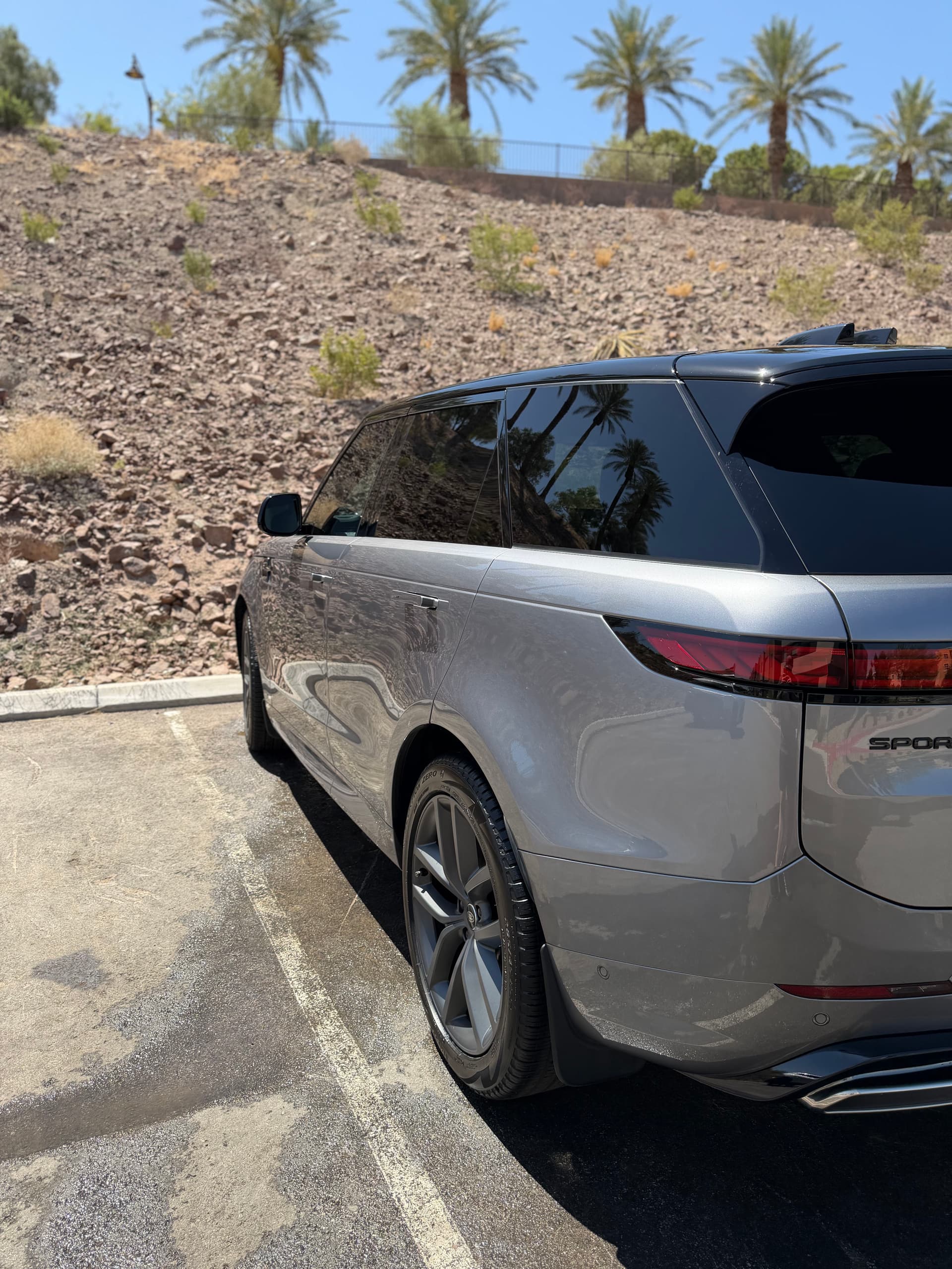 Gallery photos for Range Rover Sport Full Detail Done Right: Image #1