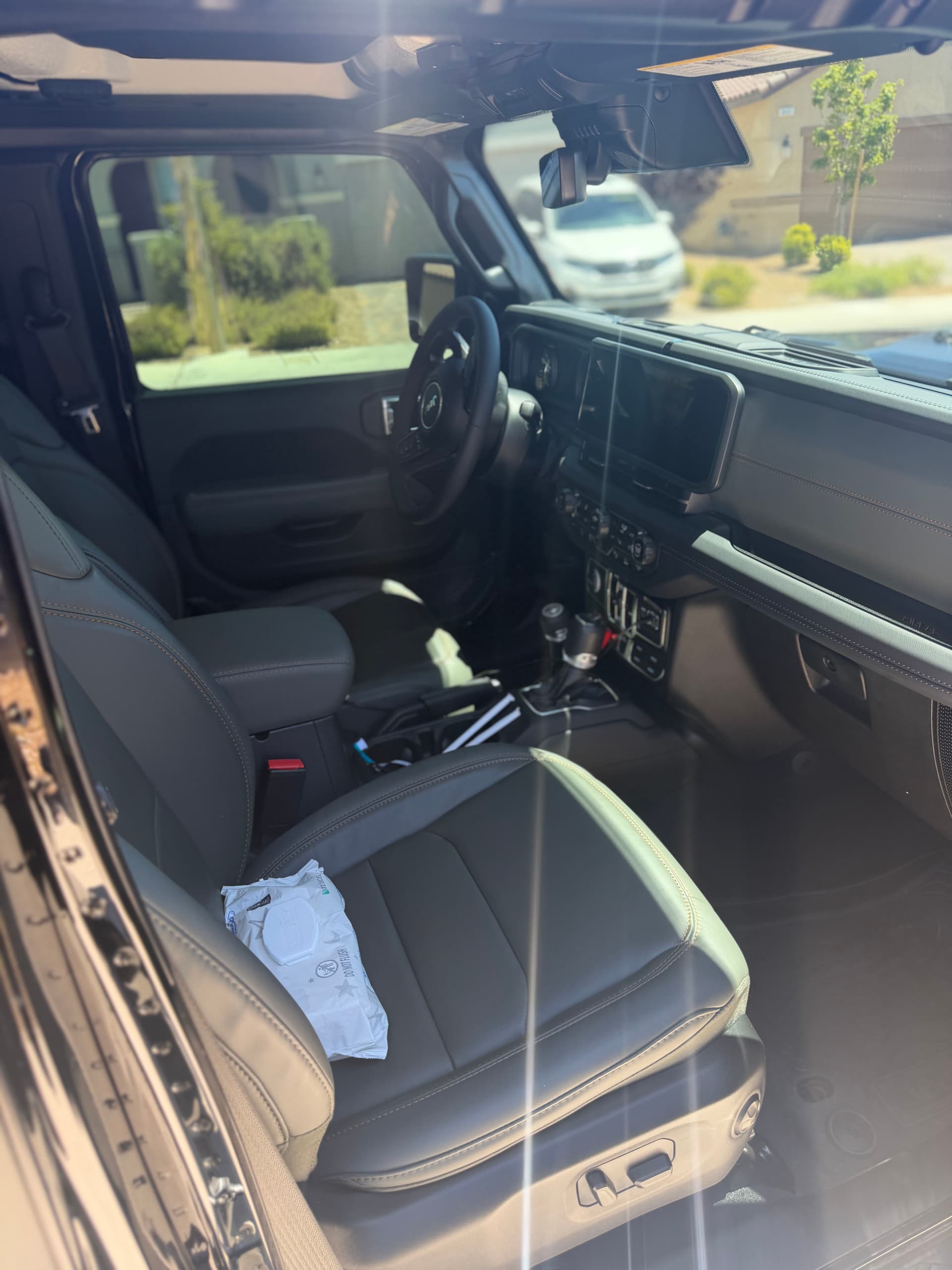 Gallery photos for Bi-Weekly Maintenance Detail on a Blacked Out Jeep Gladiator Mojave: Image #5