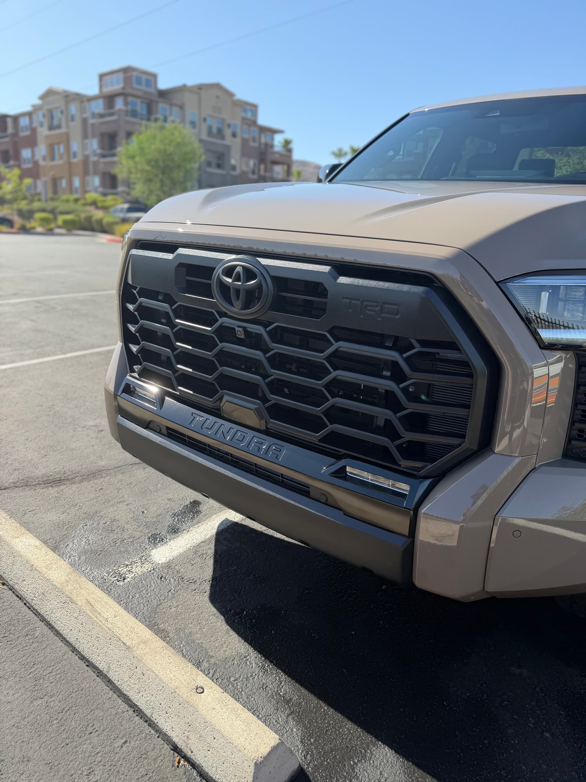 Gallery photos for Wash, Wax, and Shine on a Rare-Color Toyota Tundra TRD: Image #2