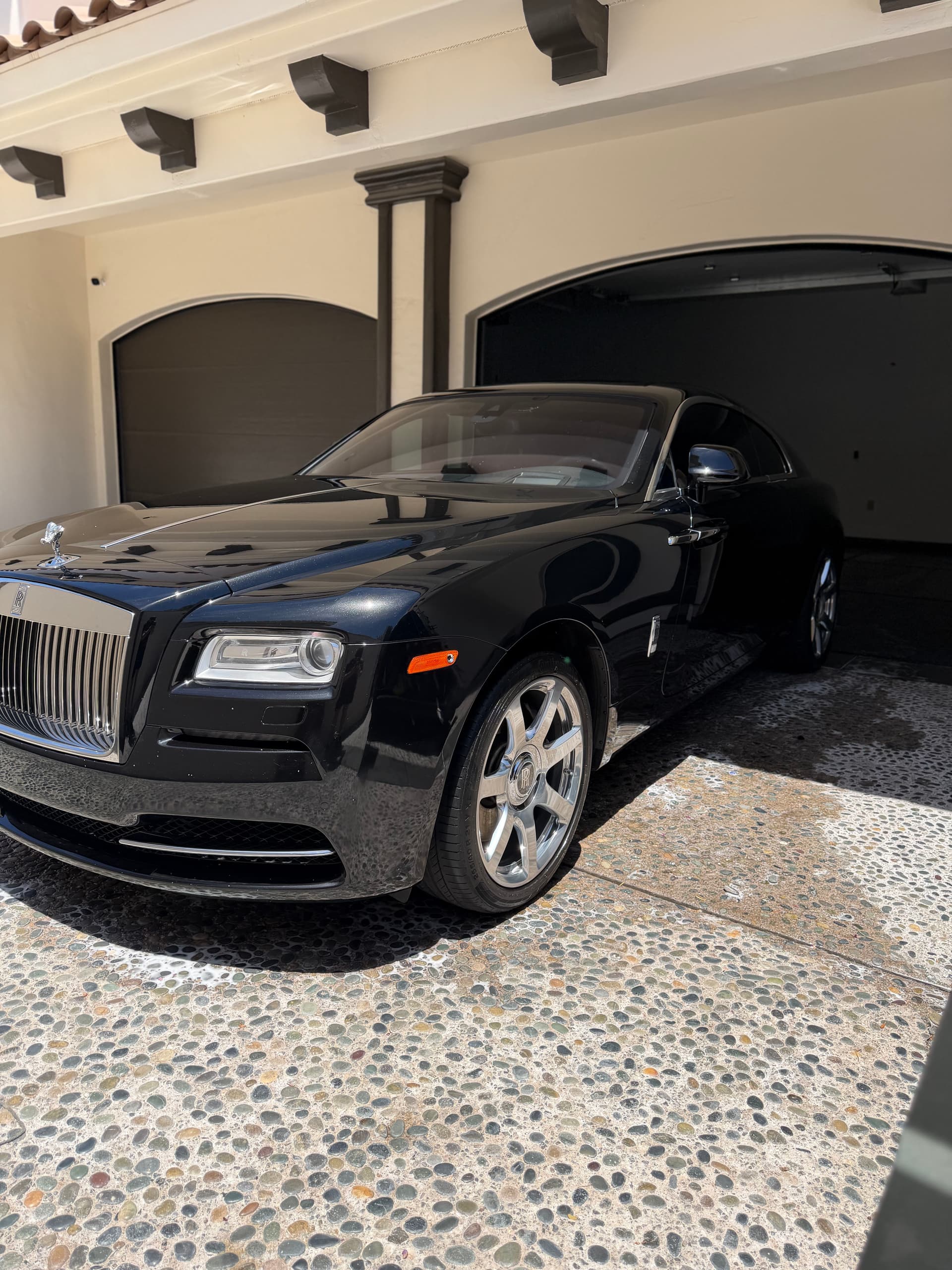 Gallery photos for Full Detail on a Rolls-Royce Wraith That Just Hit Town: Image #1