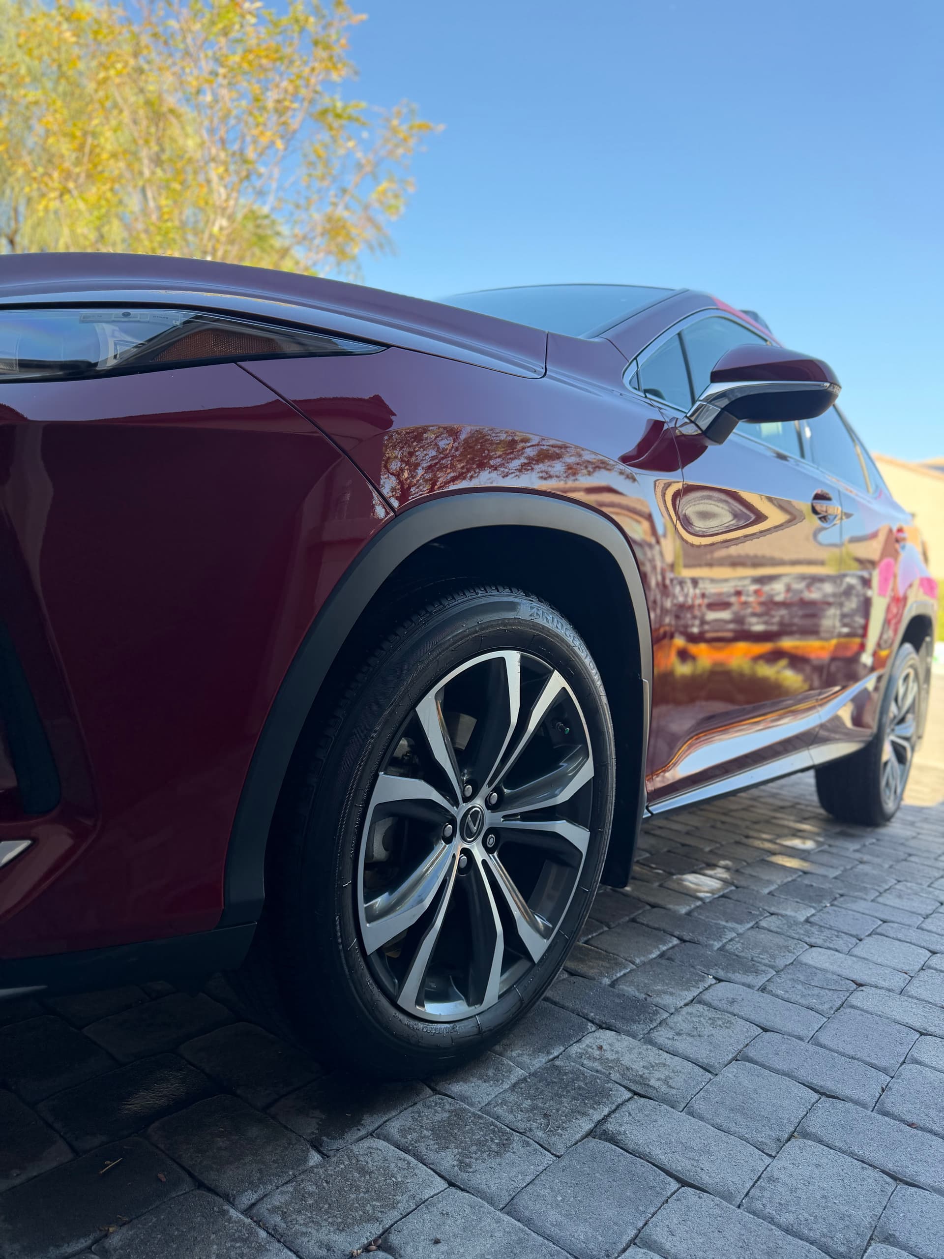 Gallery photos for Full Detail on a Lexus RX That Needed the Works: Image #1