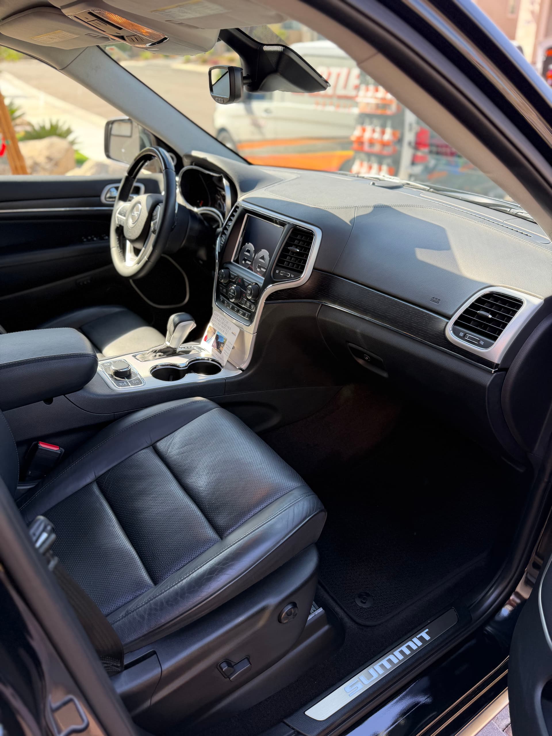Jeep Grand Cherokee Summit Gets a Full Tier 2 Detail