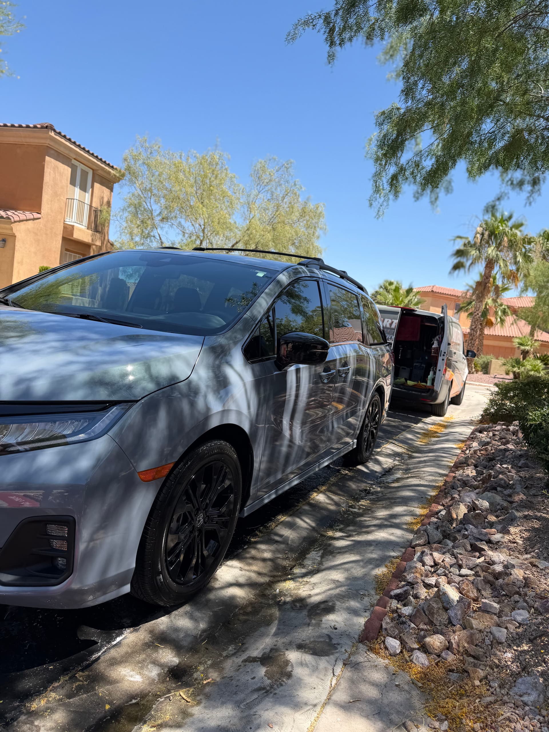 Gallery photos for Honda Odyssey Full Detail Done Right in Bartlett: Image #1