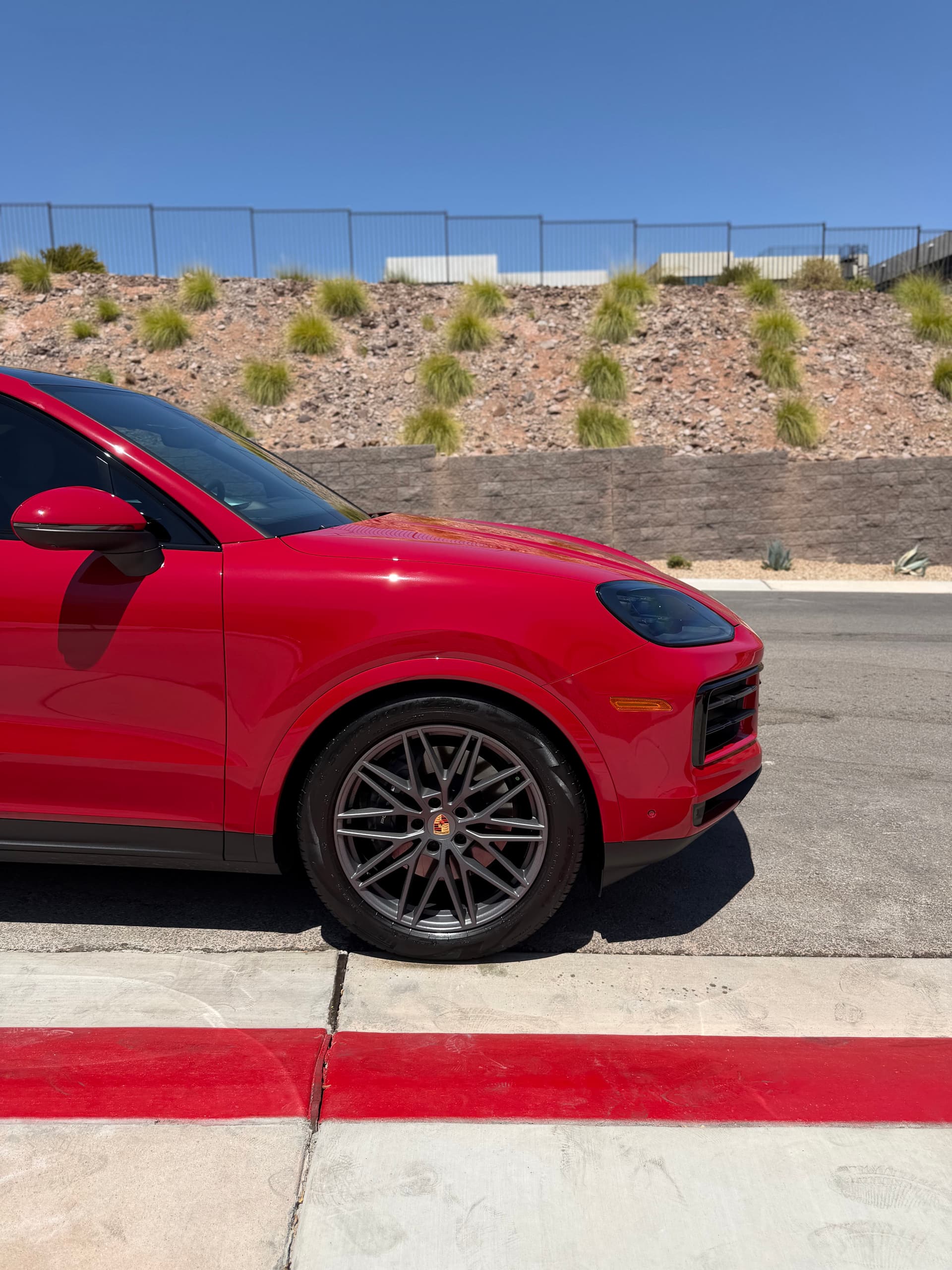 Gallery photos for Porsche Cayenne Coupe Gets a Full Mobile Detail Treatment: Image #4