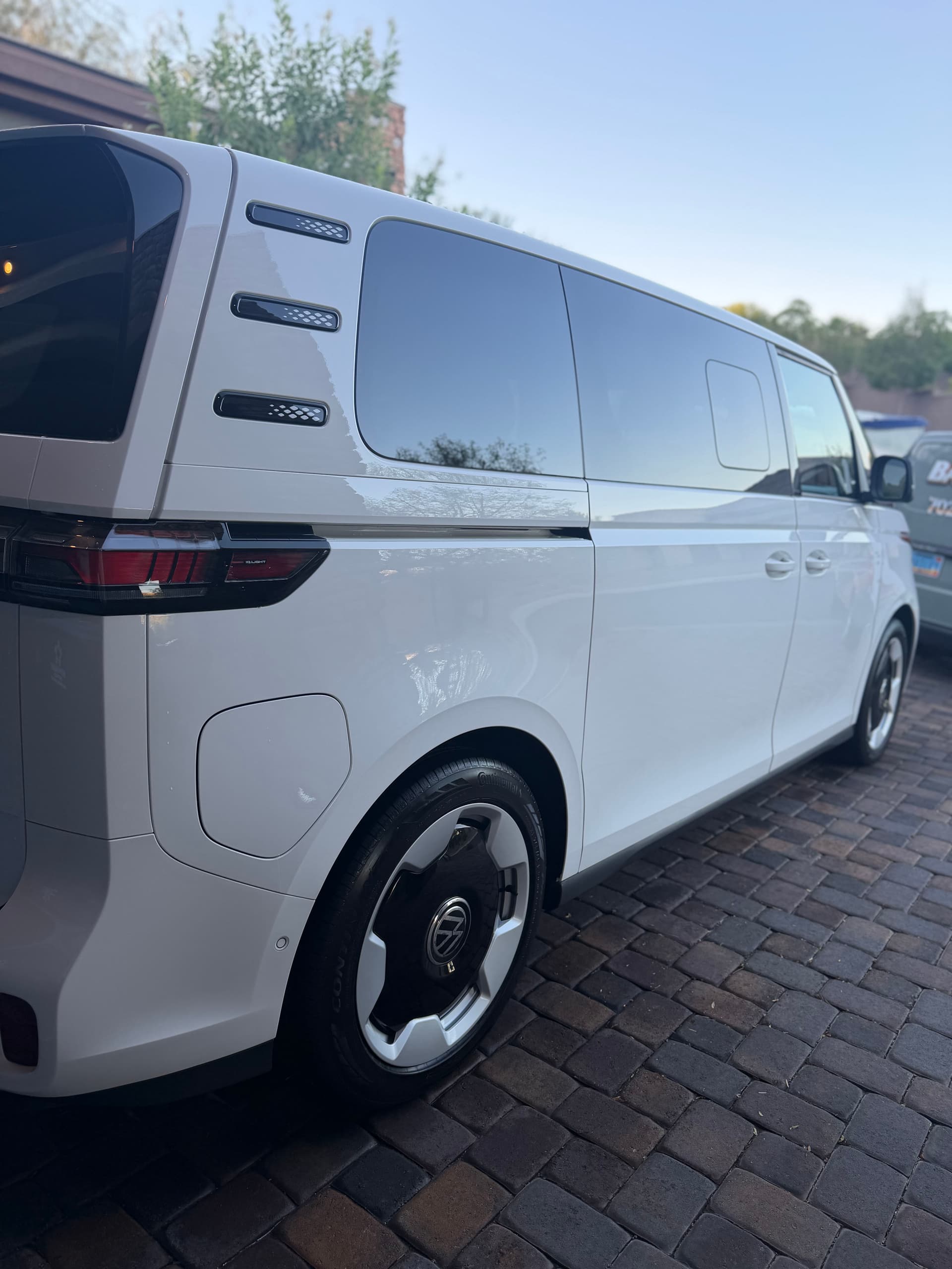 Gallery photos for Paint Correction and Ceramic Coating Coming to This VW ID. Buzz: Image #3