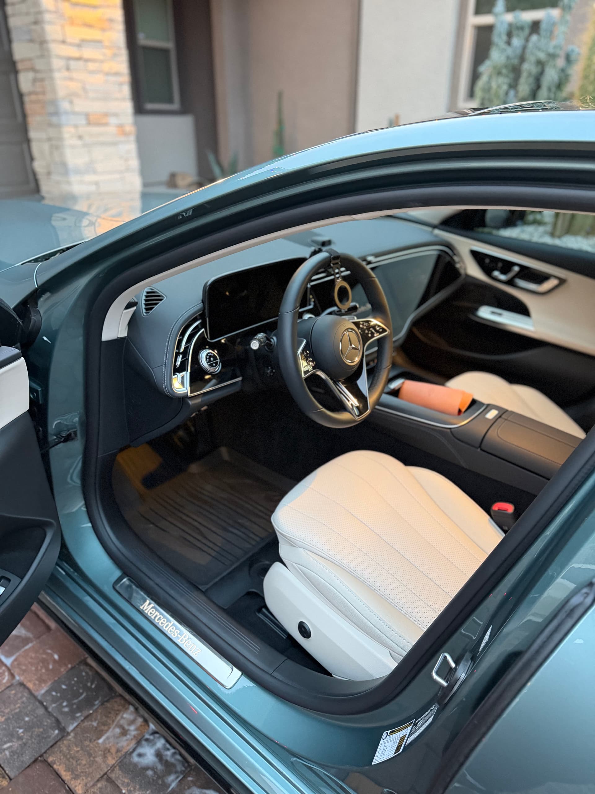 Gallery photos for Mercedes E350 Wash and Sealant That Actually Delivers: Image #6