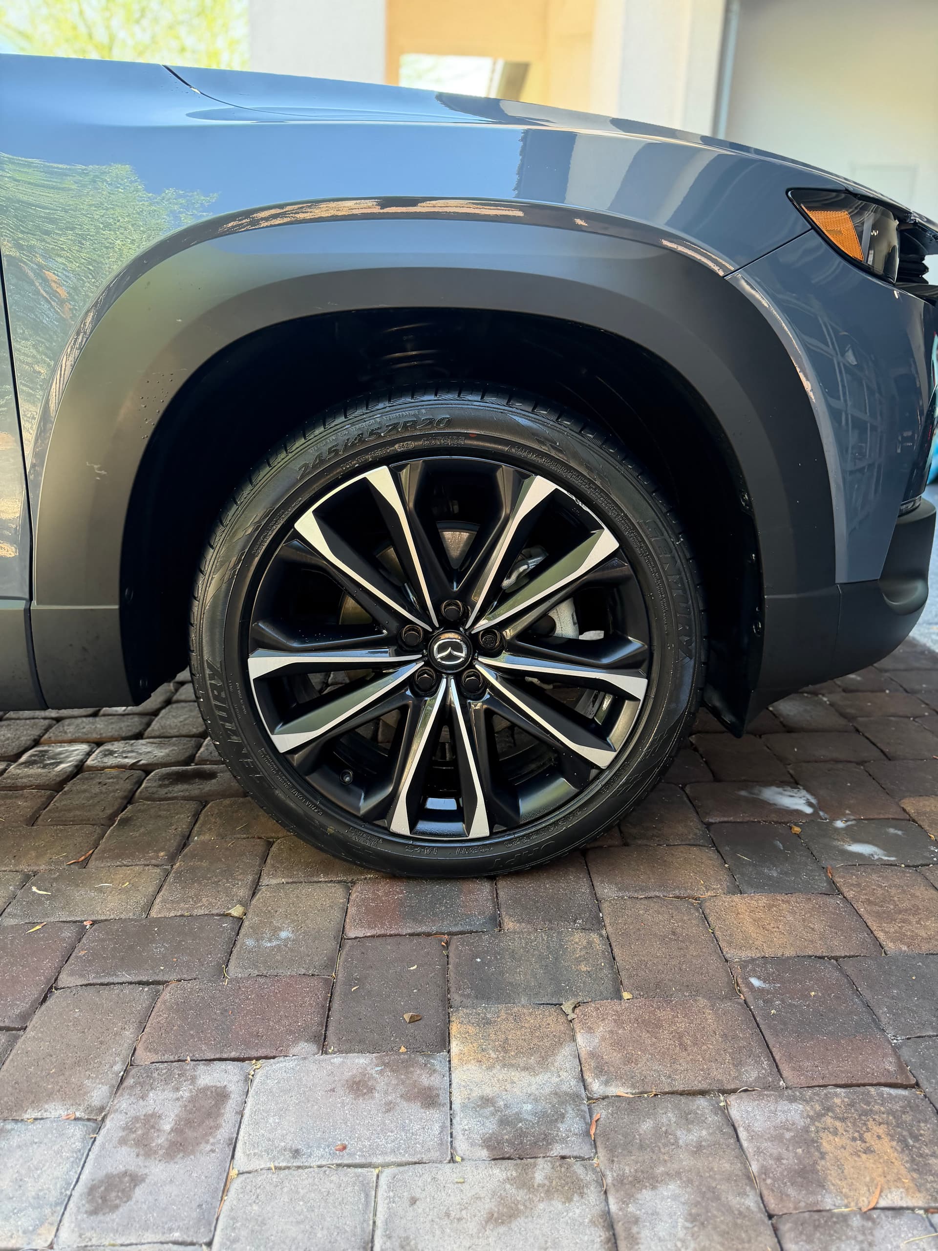 Gallery photos for Mazda CX-90 Hand Wash Wax and Full Detail in Bartlett: Image #3