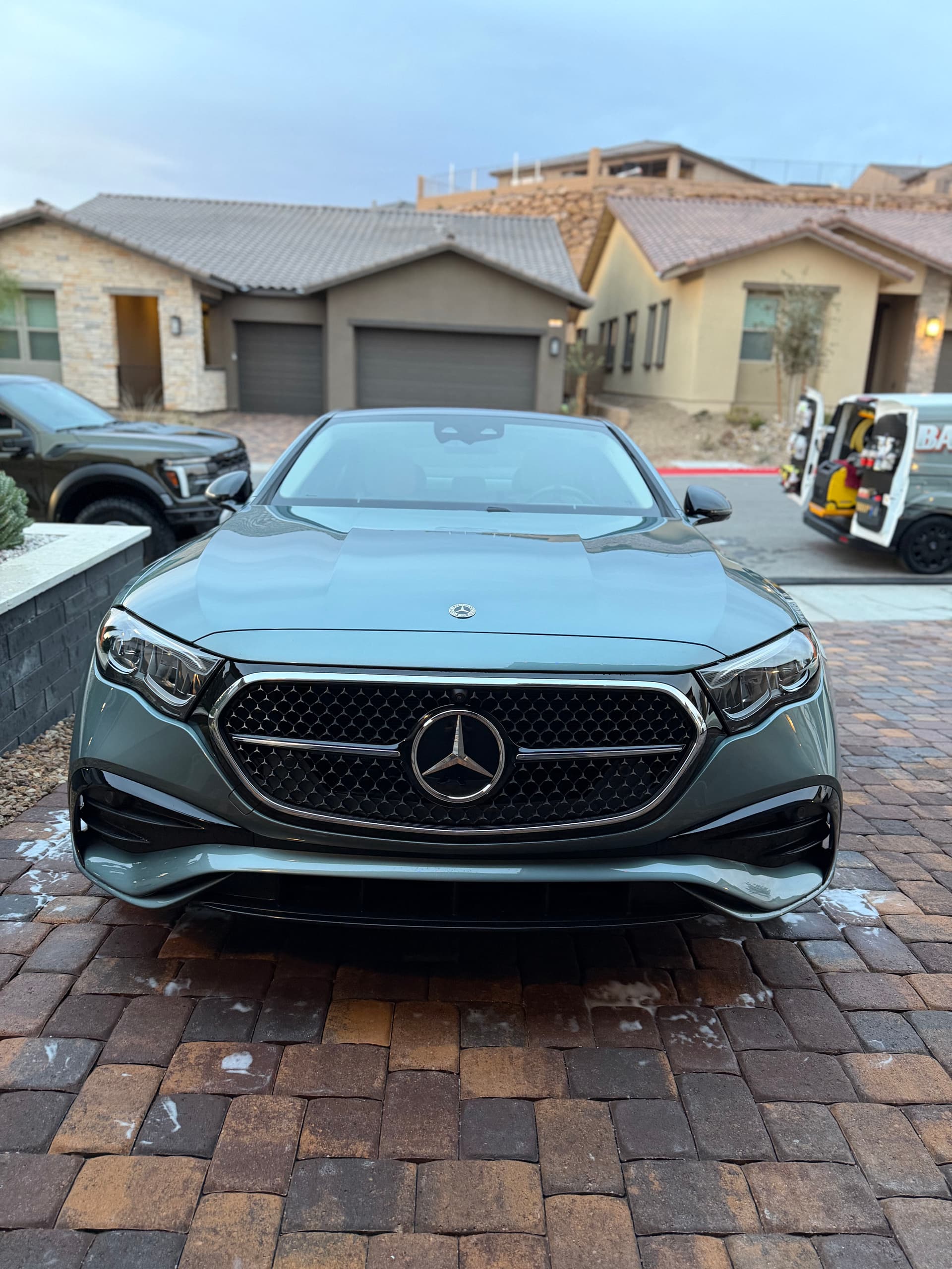 Gallery photos for Mercedes E350 Wash and Sealant That Actually Delivers: Image #5