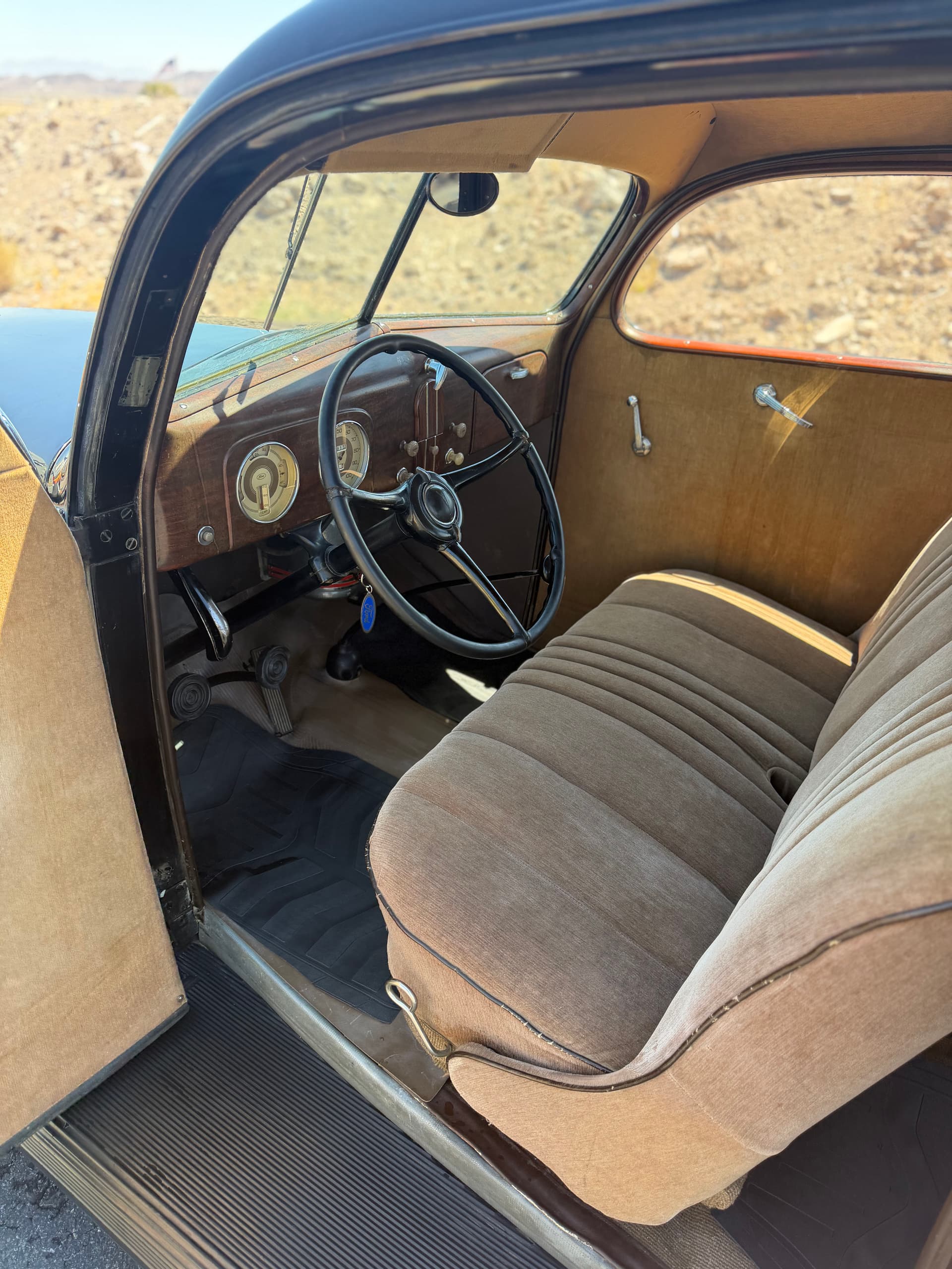 Gallery photos for 90 Years Old and This Classic Still Commands Attention: Image #4